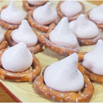 [ 무항생제 인증란 사용 ] 무방부제 달지 않아 더 맛있는 고급 수제 간식 머랭쿠키 프레첼 솜사탕 벚꽃 오레오 인절미 아몬드, 프레첼 큰통 70g