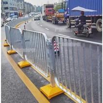 난간 도로 소통량 보도 도시 도로 안전장벽 중앙분리대, B