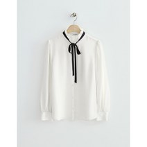 로엠 하이넥 블라우스