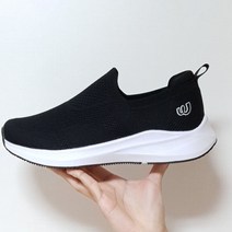!! 블랙 화이트 !! 남 여 *초경량 논슬립* NEW 발 볼편한 가볍고 쿠션좋은 폭신폭신한 슬립온 발편한 착용감 아주편한 끈없는 신발 추천드려요 {한치수 작게 추천 드려요}