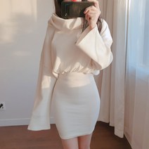 나날샵 터틀넥 여성 니트 원피스 )