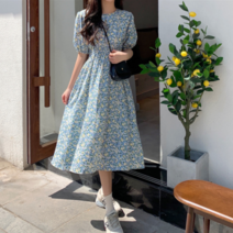 라이프랩 라운드 넥 플라워 쉬폰 원피스