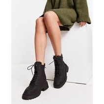 River Island 블랙 패딩 바이커 부츠 111268