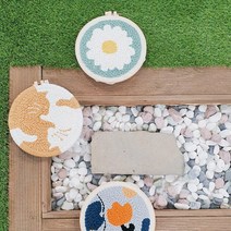태광조명 DIY 펀치 니들 자수 하늘과 구름, 하얀 초승달