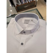 슬림핏 몇장없어요~화이트~스냅단추 카라~배색도 단추도 더예쁜 긴소매 와이셔츠
