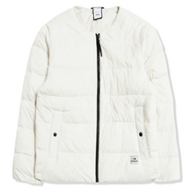 아이더 아이더(EIDER) 이월상품 남성 간절기 초겨울 기본핏 부드러운터치감 경량원단 라운드넥 등산 캐쥬얼 스포츠 경량 구스다운 DMW22541 BASIC (베이직) α 슬림 다운 자켓 C2