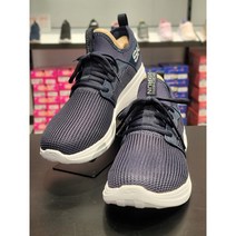 스케쳐스 고 런 페스트 남성 러닝화 SP0MR21Y083