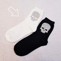 훼미리샵 해골장식 양말 기본형 여자 패션 골프양말 검정 흰색 [컬러별로 선택], 은색큐빅+검정양말