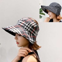 해변바닷가패션 휴양지룩코디 썬캡 모자 와이드챙모자 썸머캡모자 썸머 체크 여자썬캡 캡모자 양면선캡 햇빛가리개 기능성모자 자외선차단모자 야외나들이모자 여행갈때모자코디 양면 체크모자선캡 예쁜모자쇼핑몰 돌돌이모자 여름 양면디자인모자 나들이 비치모자 여자여행룩 예쁜 여성여름모자