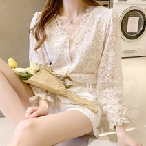 여성스러운 러블리 레이스 브이넥 긴팔 여자블라우스