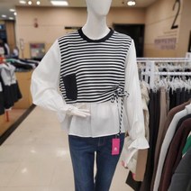 [끄레아또레] (산본점)봄 라운드 스트라이프 쉬폰 셔링 소매 블라우스 티