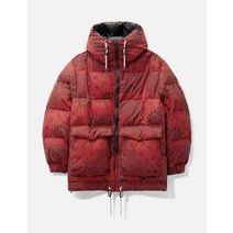 Sacai 반다나 프린트 푸퍼 재킷