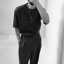 여름 쿨링감 있는 남자 목 안늘어나는 쫀쫀한 반팔 티셔츠