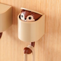 귀여운 다람쥐 소품걸이 갈색 어린이집 옷걸이 가방 모자 갈고리 도어후크 아이방다용도고리 현관마스크열쇠걸