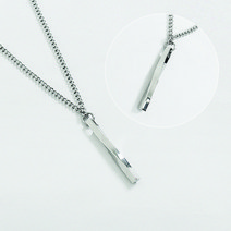 아차 써지컬스틸 트위스트 스틱 펜던트 목걸이 _ 실버