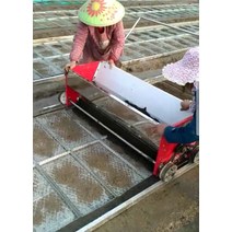 벼 볍씨 파종기 이앙기 복토 하우스 모판 볍씨 뿌리기 수동식 모판만들기, 01. 궤도/파종 복토 일체 파종기