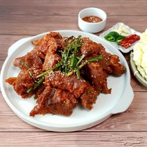 참푸드마켓 특별한 레시피로 만든 부드럽고 잡내없는 매콤마늘 미니족발 900g 1팩