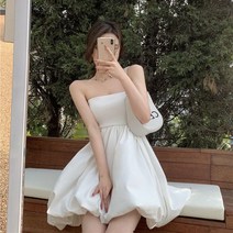브라탑원피스 백예린원피스 7월 6월 하객 여름 원피스 신민아 연예인 코스트코 아노락 2022 데이트룩