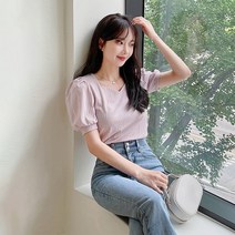 코코블랑 하트넥 퍼프 반팔티셔츠