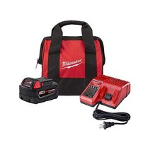 Milwaukee 밀워키 M18 18볼트 리튬이온 5.0Ah 배터리 및 충전기 스타터 키트(공구 가방 포함)