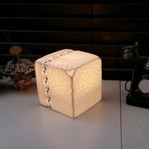 램프다 세라믹 LED 테이블스탠드, 큐브