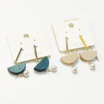 사각스틱 원목 반달 귀걸이