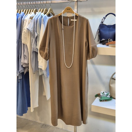 3층 멜본 소매불륨 원피스 STOW25862