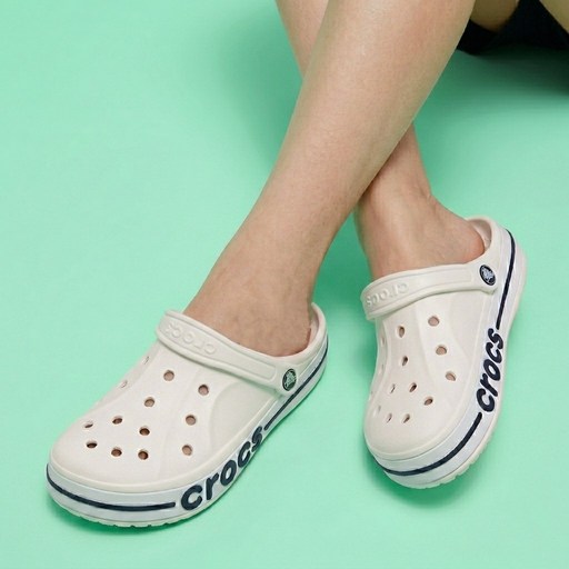 크록스 BAYABAND CROG 크록밴드 쿠션 슬리퍼