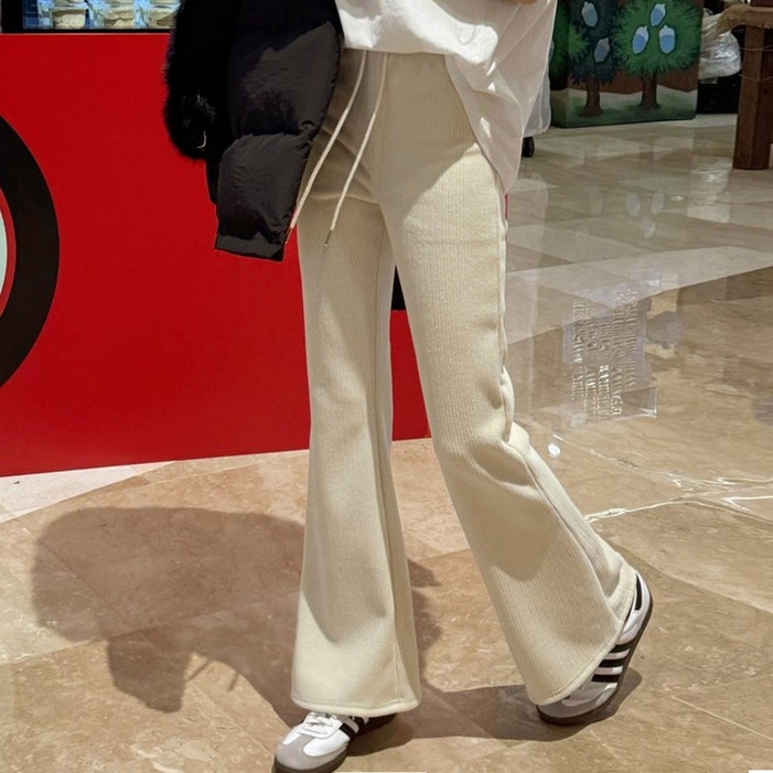 떳다그녀 코이아 기모 골지 트레이닝팬츠 겨울 플레어바지 스판 부츠컷팬츠