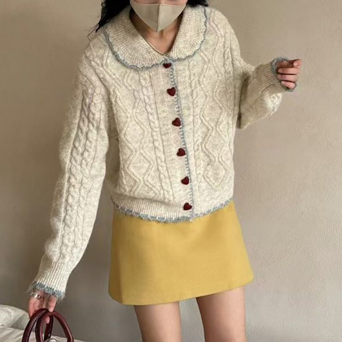 ORZQU 가을 겨울 여성 하트 단추 꽈배기 루즈핏 긴팔 소프트 니트 카디건 코트