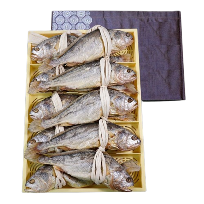 영광산지직송 100일 이상 꾸덕하게 말린 영광보리굴비 명절선물세트, 10개, 32cm