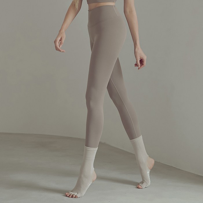 콘치웨어 여성용 에어라이트 3D 9부 레깅스