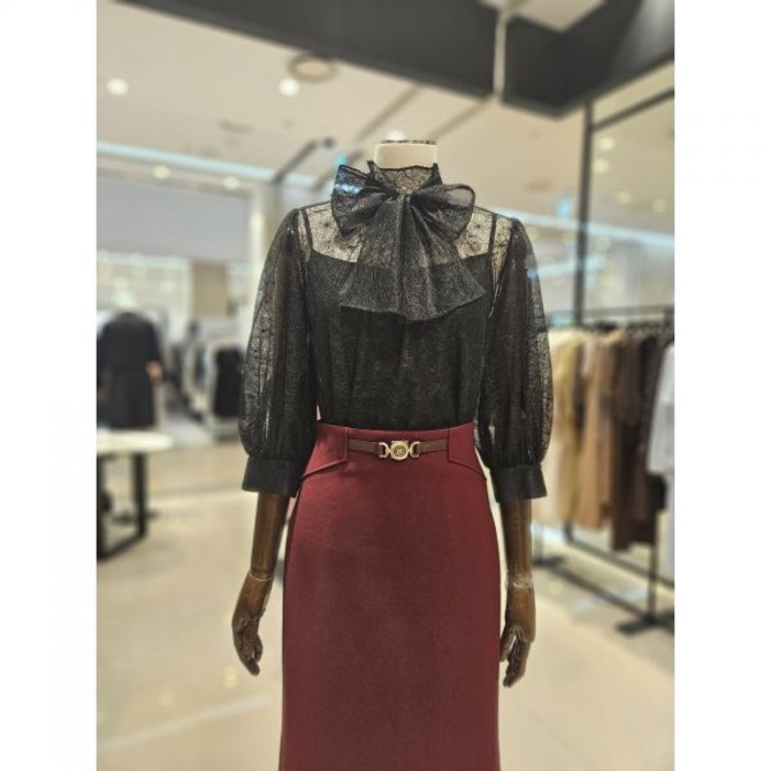 모조에스핀 스카프넥 레이스블라우스 S253MSC002