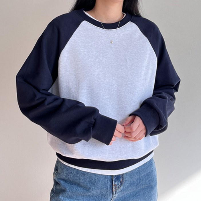 걸즈팩토리 여성용 잇데어나그랑 맨투맨티셔츠 국내제작