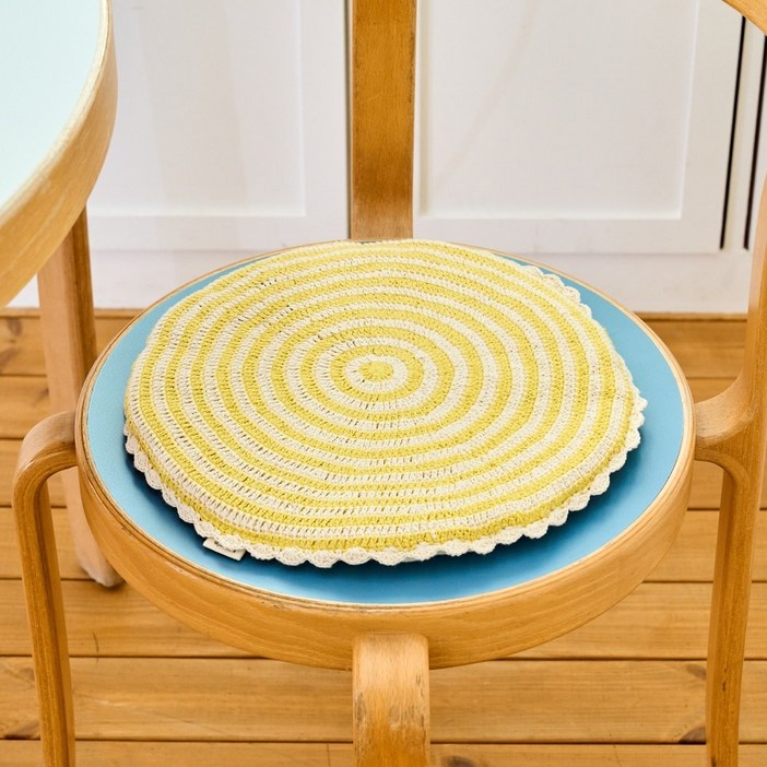 모던하우스 L 크로쉐 나선 패턴 방석 D33 옐로우NF4125003