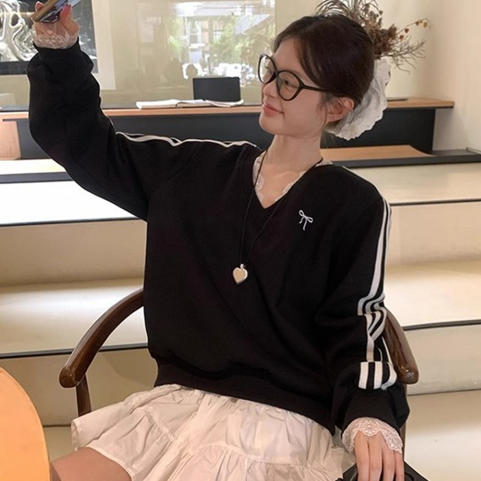 여리무드핏보장 최신상 여리핏 브이넥 맨투맨 레이스 맨투맨 대학생 맨투맨 여친룩