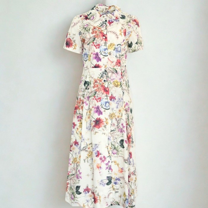 비꼴리끄 코튼 라운드 카라 반소매 원피스 B252WO3350