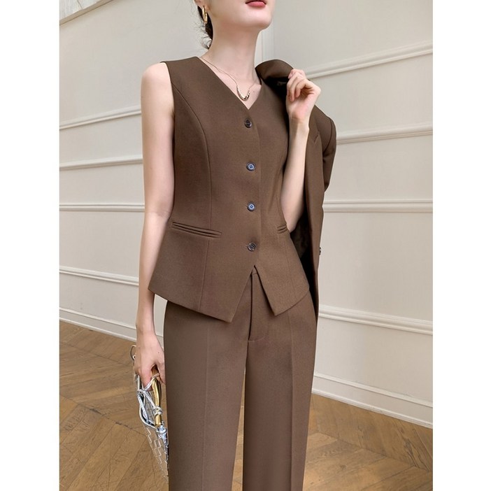 3피스 셋업수트 카멜 조끼 베스트 슬랙스 여성정장세트 상견례룩 빅사이즈