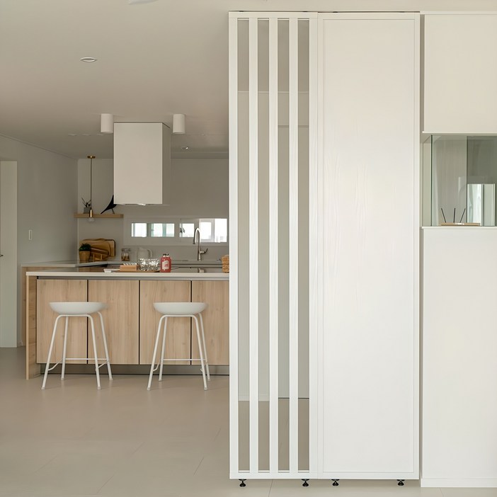 우드톡 1+1 설치가 쉬운 타공 무타공 타공판 / 스트라이프 공간분리 셀프 가벽 파티션