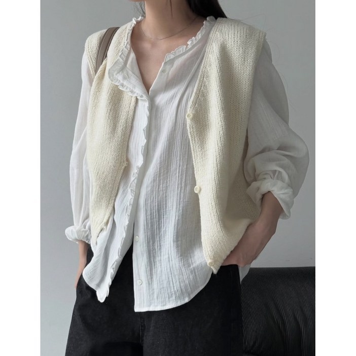 에이미그레이스 소보로 니트 베스트