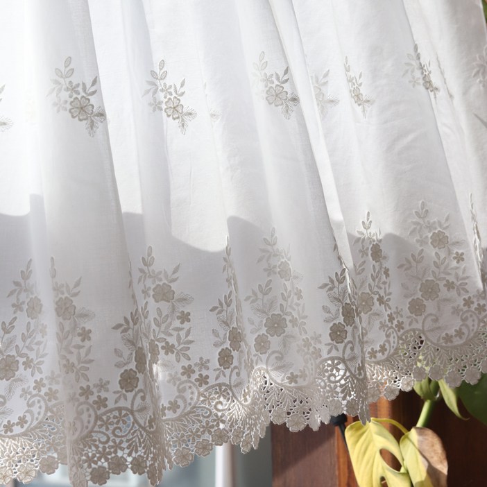 남영레이스 플라워패치 화이트 주방 바란스 인테리어 고급 케미컬 면 완제품 커튼 커텐