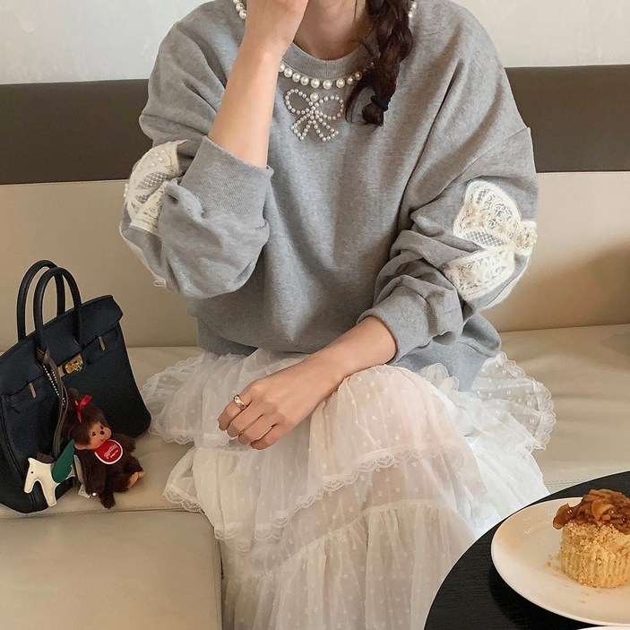 여성 아방핏 러블리 봉봉 리본자수 진주 디테일 맨투맨