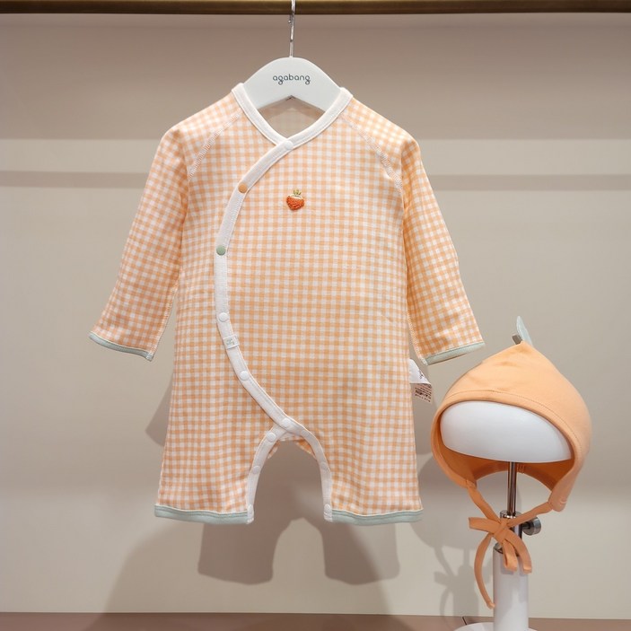 아가방강남점 체크패턴에 깜찍한 배내우주 모자세트최대 3개월까지 착용가능안심무형광 면 100