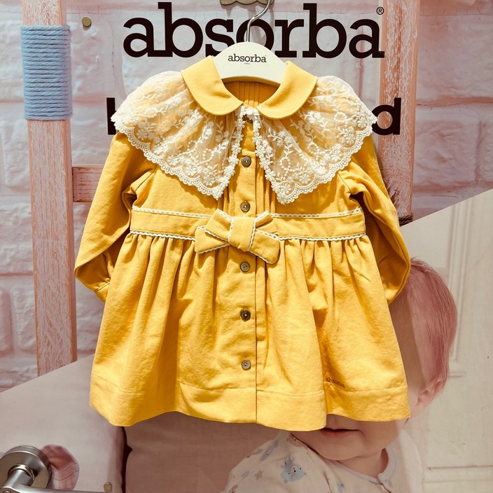 압소바 봄특가 트렌치코트 원피스 2WAY로 입을 수 있는 제품 탈부착 가능한 레이스 케이프 포인트 톡톡한 원단감로제OP자켓