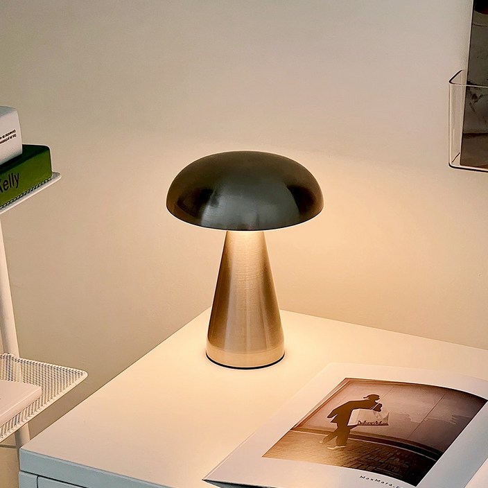 루시아이 크롬 실버 머쉬룸 단스탠드, 대형