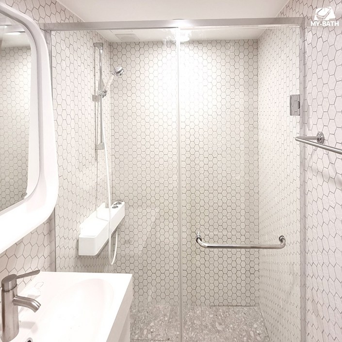 시공포함 서울,인천,경기일부지역추가금 발생 2쪽 여닫이 강화 유리 샤워부스  맞춤 제작 및 디자인 변경 철거 가능 시공 설치 전문 업체 KS 인증 국산 유리 사용