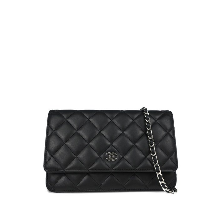 샤넬  중고 2012 클래식 WOC 숄더 백