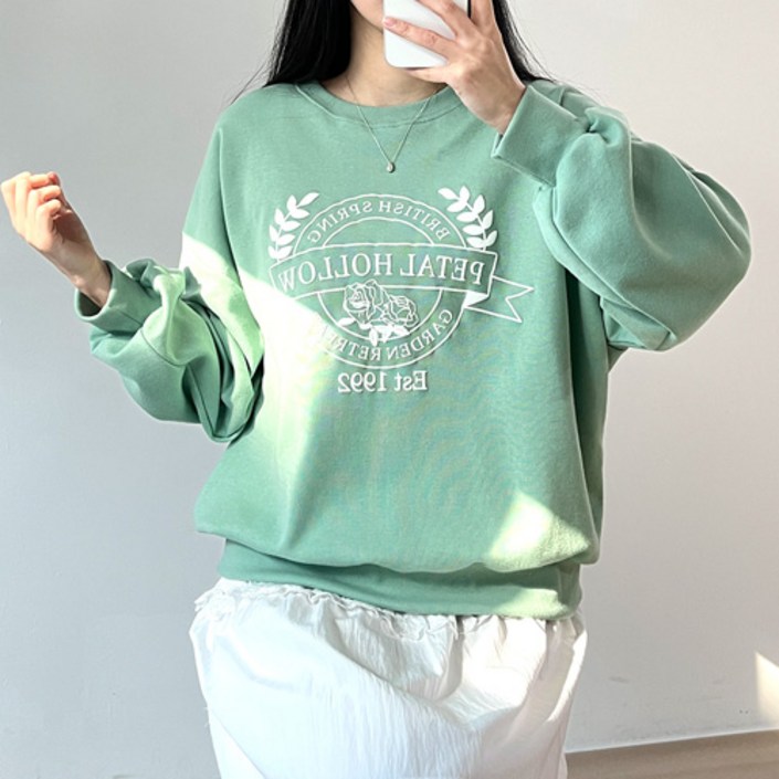 걸즈팩토리 여성용 발포셀르 오버핏 라운드 긴팔 맨투맨티셔츠 국내제작