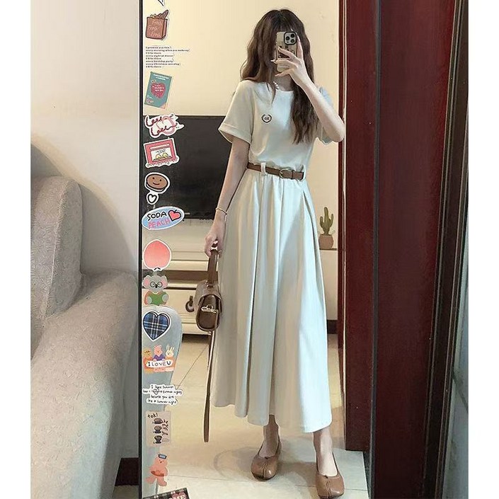 싱싱덴덩 여성식 허리 원피스 스타일리시 슬림핏 여름미디 기장 원피스 올리브영스타일 휴양지원피스