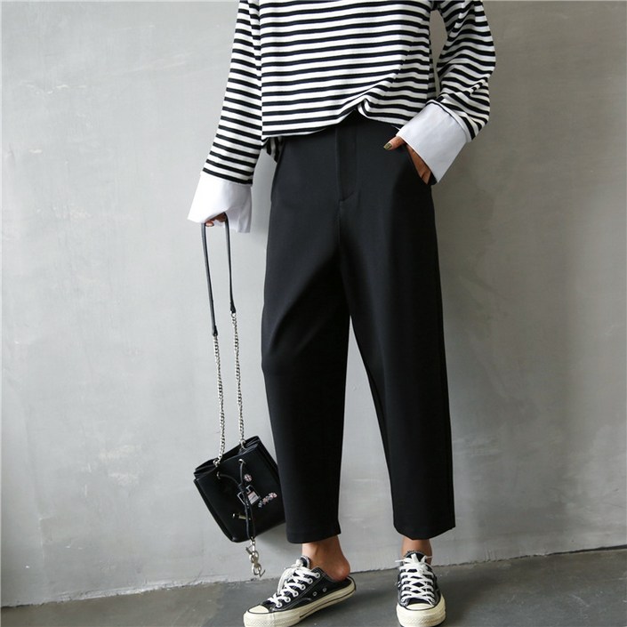 퀸앤조이 여성 간절기 슬랙스 구미호 핏감 예술 배기바지